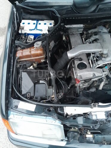 Mercedes 250 D 1995, 325,485 km - 2.5 l - Sumqayıt