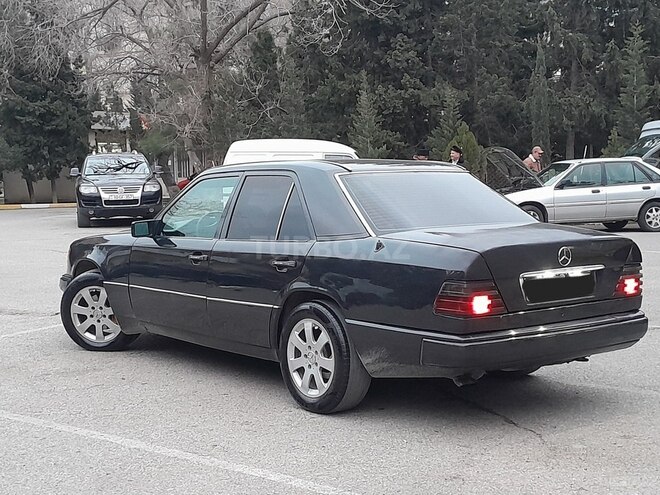 Mercedes 250 D 1995, 325,485 km - 2.5 l - Sumqayıt