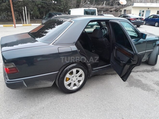 Mercedes 250 D 1995, 325,485 km - 2.5 l - Sumqayıt