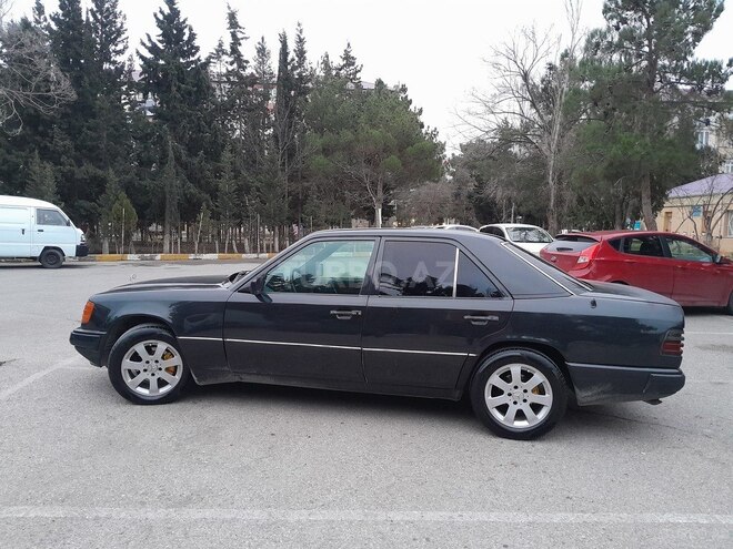 Mercedes 250 D 1995, 325,485 km - 2.5 l - Sumqayıt