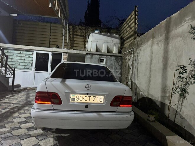 Mercedes E 200 1996, 303,320 km - 2.0 л - Bakı