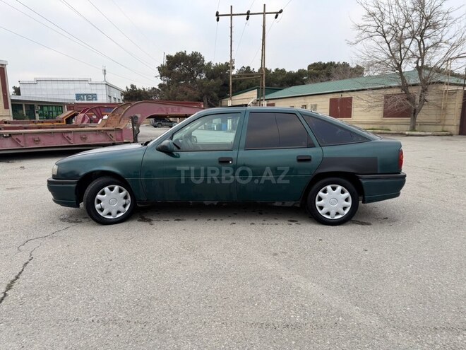 Opel Vectra 1995, 350,000 km - 1.8 л - Bakı
