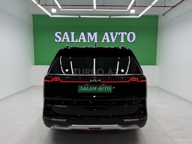 Kia Carnival-5