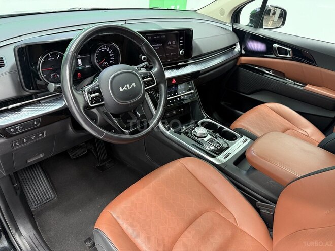 Kia Carnival-8