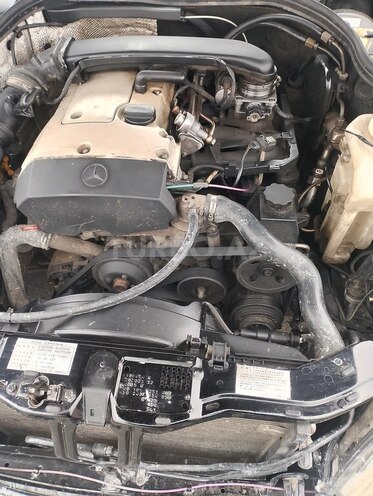 Mercedes C 230 1998, 259,000 km - 2.3 л - Bakı