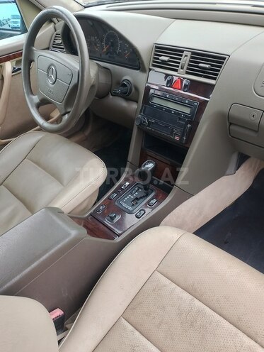 Mercedes C 230 1998, 259,000 km - 2.3 л - Bakı