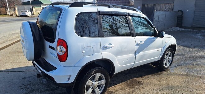 Chevrolet Niva 2015, 193,000 km - 1.7 l - Qəbələ