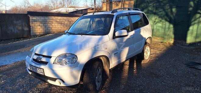 Chevrolet Niva 2015, 193,000 km - 1.7 l - Qəbələ