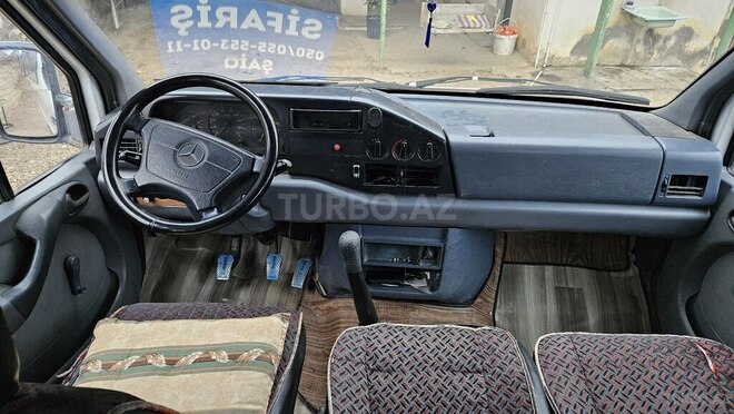 Mercedes Sprinter 208 1997, 122,523 km - 2.5 l - Tovuz
