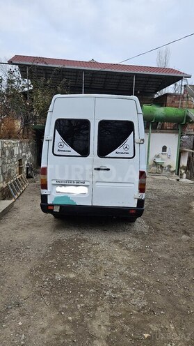 Mercedes Sprinter 208 1997, 122,523 km - 2.5 l - Tovuz