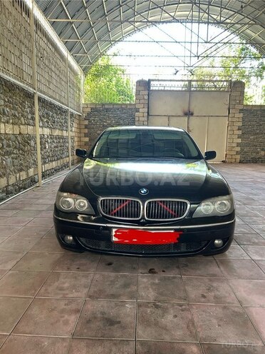 BMW 745-1
