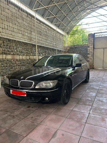 BMW 745-2