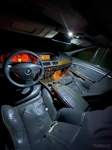 BMW 745-7