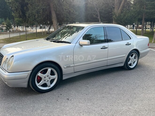 Mercedes E 280 1999, 567,800 km - 2.8 л - Sumqayıt