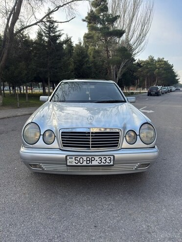 Mercedes E 280 1999, 567,800 km - 2.8 л - Sumqayıt