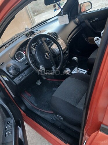 Chevrolet Aveo-7