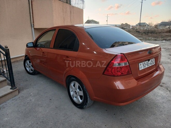 Chevrolet Aveo-6