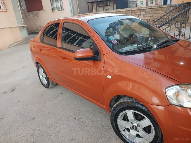 Chevrolet Aveo-2