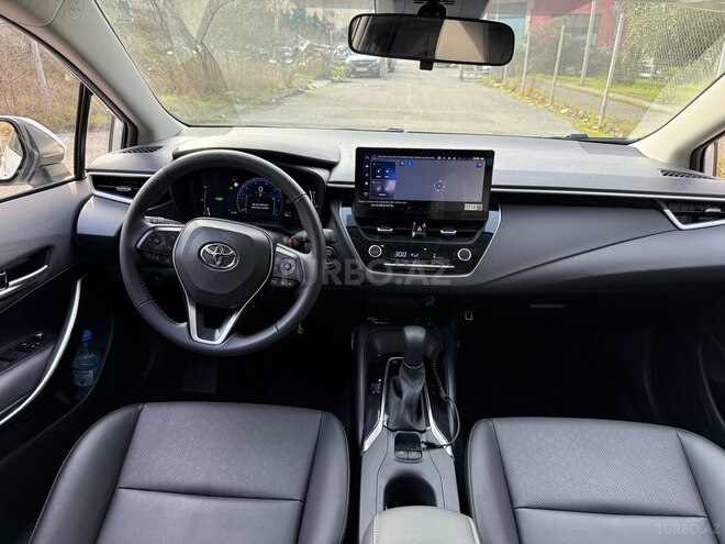 Toyota Corolla 2025, 1,400 km - 1.8 l - Bakı