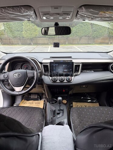 Toyota RAV4 2015, 135,000 km - 2.0 l - Bakı