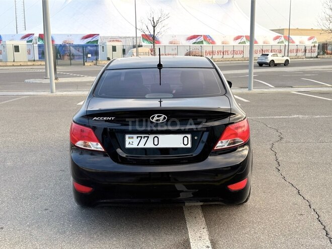 Hyundai Accent 2017, 137,565 km - 1.6 л - Bakı