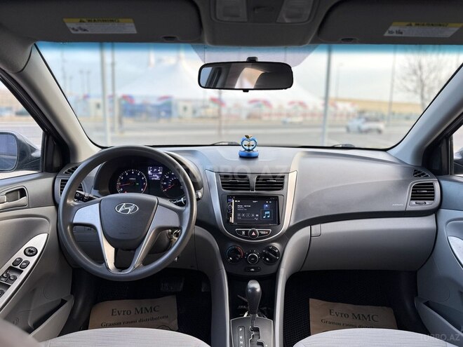 Hyundai Accent 2017, 137,565 km - 1.6 л - Bakı