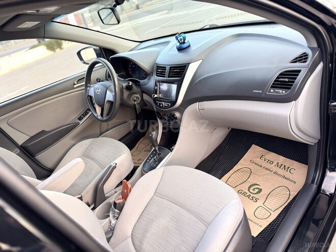 Hyundai Accent 2017, 137,565 km - 1.6 л - Bakı