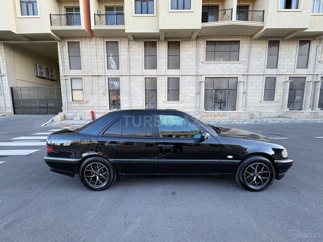 Mercedes C 220 1999, 295,000 km - 2.2 л - Sumqayıt