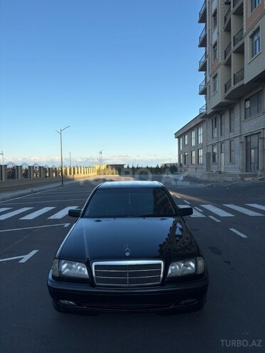 Mercedes C 220 1999, 295,000 km - 2.2 л - Sumqayıt