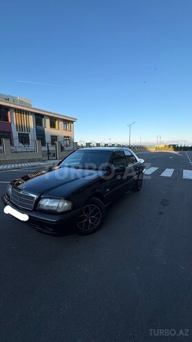 Mercedes C 220 1999, 295,000 km - 2.2 л - Sumqayıt