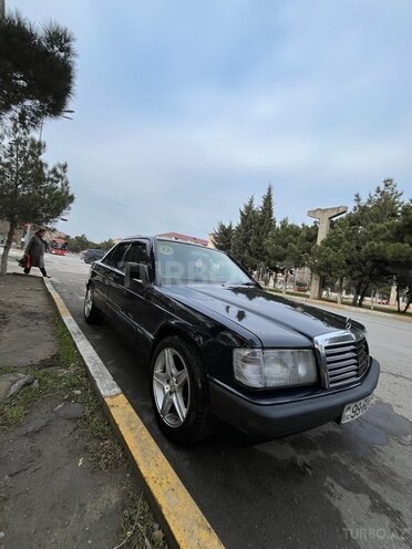 Mercedes 190 1992, 260,000 km - 1.8 l - Sumqayıt