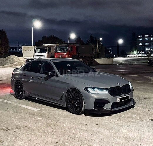 BMW 530e-3