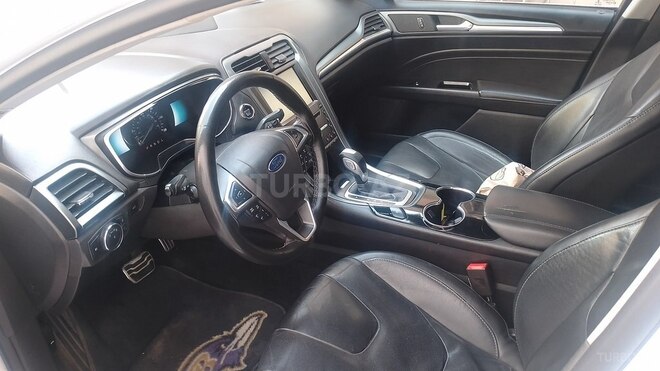 Ford Fusion (North America) 2015, 225,000 km - 2.0 л - Bakı
