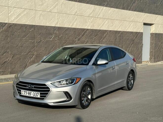 Hyundai Elantra-1