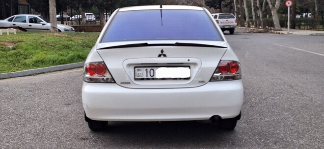 Mitsubishi Lancer 2006, 261,000 km - 1.3 l - Bakı
