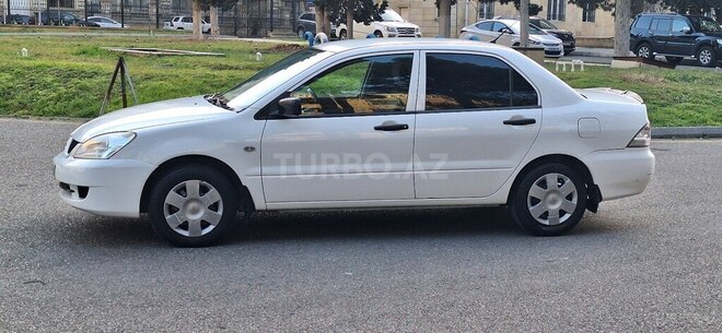 Mitsubishi Lancer 2006, 261,000 km - 1.3 l - Bakı