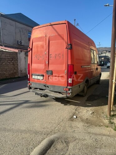 Iveco Daily 2001, 350,000 km - 2.8 l - Bakı