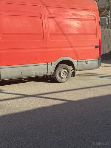 Iveco Daily 2001, 350,000 km - 2.8 l - Bakı