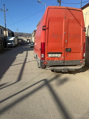 Iveco Daily 2001, 350,000 km - 2.8 l - Bakı