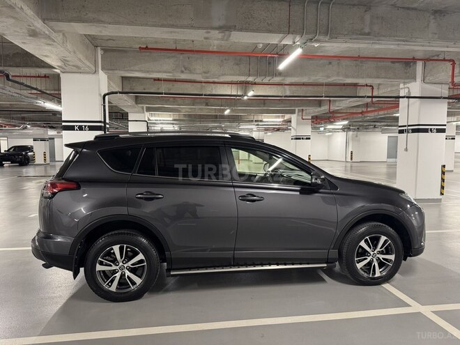Toyota RAV4 2018, 107,000 km - 2.0 l - Bakı