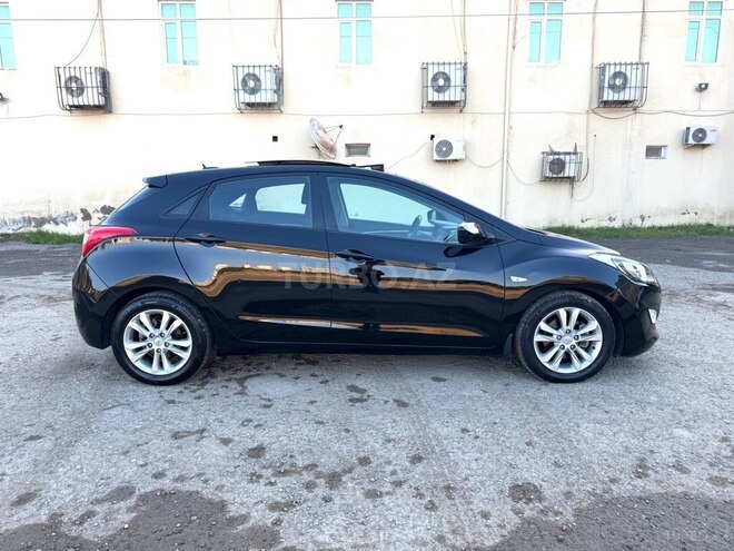 Hyundai i30 2013, 100,000 km - 1.6 l - Bakı