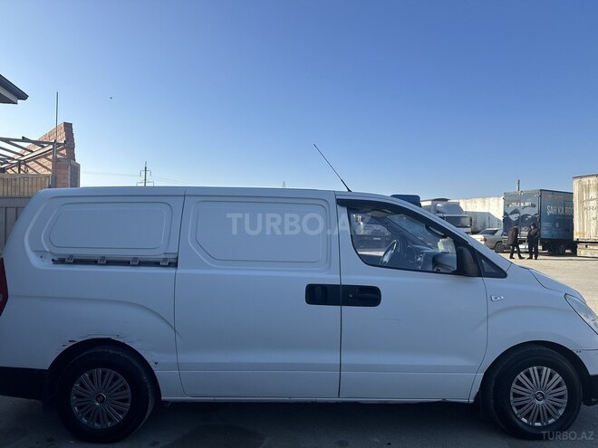 Hyundai H-1 2008, 388,000 km - 2.5 л - Bakı