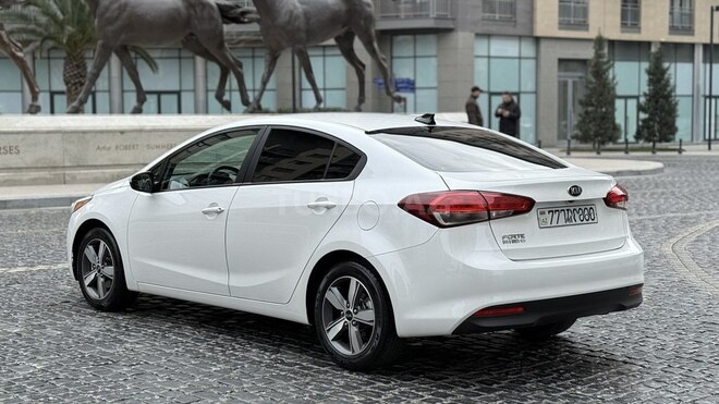 Kia Forte 2017, 107,000 km - 2.0 l - Bakı