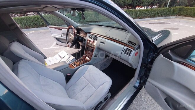 Mercedes E 240 1999, 357,400 km - 2.4 l - Şəki