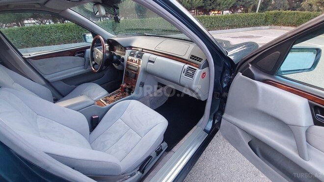 Mercedes E 240 1999, 357,400 km - 2.4 l - Şəki