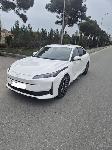 Changan Qiyuan A05 2025, 14,400 km - 1.5 л - Bakı