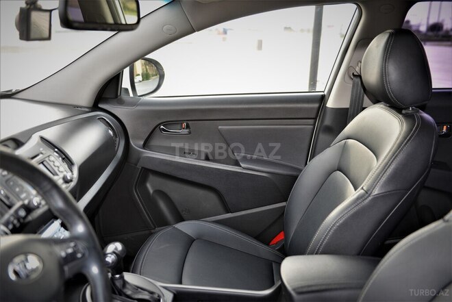 Kia Sportage 2010, 285,000 km - 2.0 l - Bakı