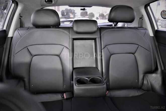 Kia Sportage 2010, 285,000 km - 2.0 l - Bakı