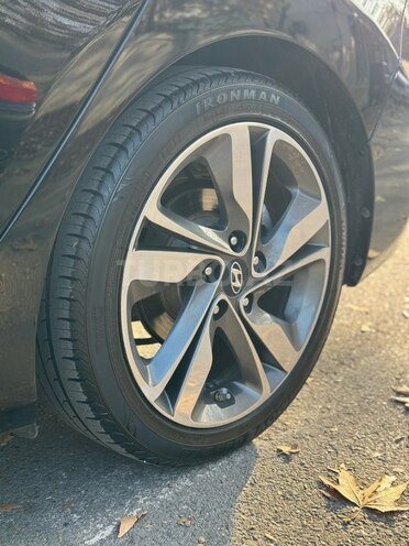 Hyundai Elantra 2015, 144,519 km - 1.8 l - Xaçmaz