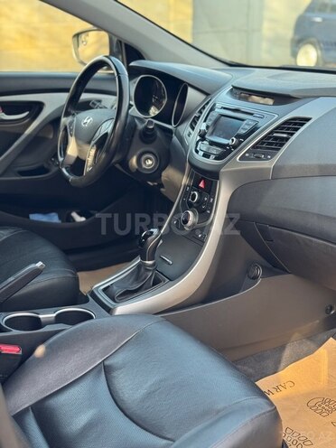 Hyundai Elantra 2015, 144,519 km - 1.8 l - Xaçmaz